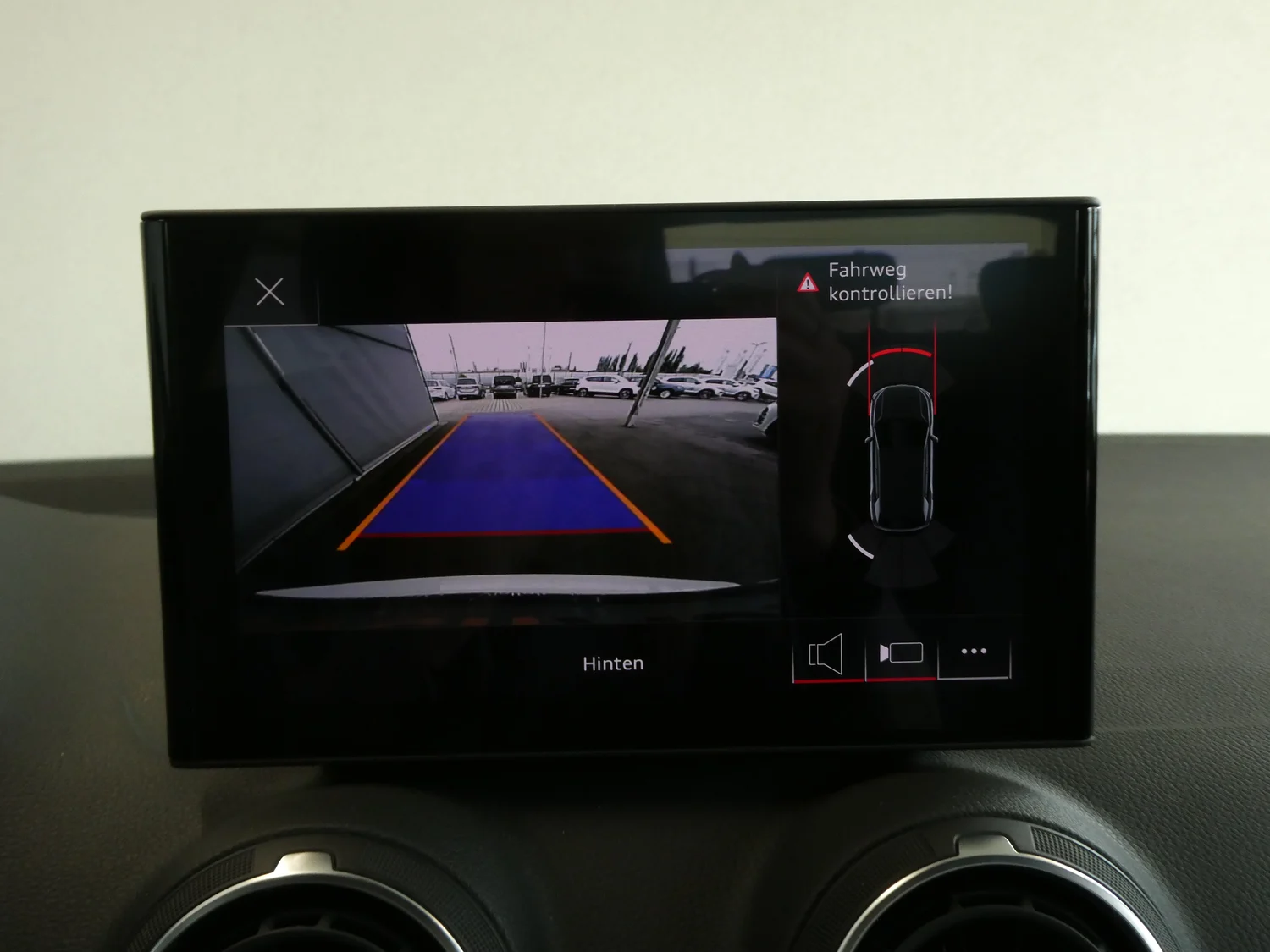Bild eines Audi Q2 30 TFSI admired