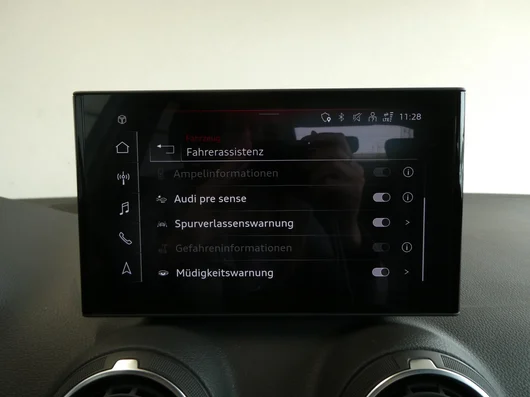 Bild eines Audi Q2 30 TFSI admired