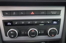 SEAT Ateca FR 1.5 TSI ACT DSG in Nevada-Weiß Metallic