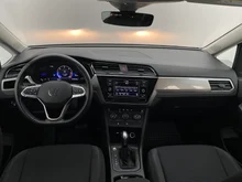 VW Touran TDI DSG in 8E Reflexsilber Metallic