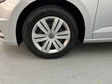 VW Touran TDI DSG in 8E Reflexsilber Metallic