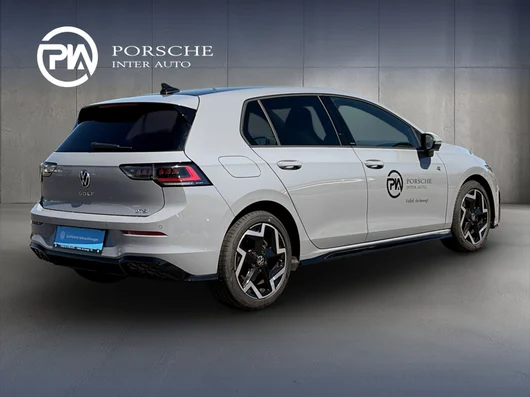 Bild eines VW Golf R-Line mHEV TSI DSG