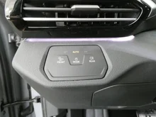 VW ID.4 Pro 210 kW Business in Mondsteingrau Dach schwarz