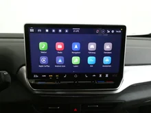VW ID.4 Pro 210 kW Business in Mondsteingrau Dach schwarz