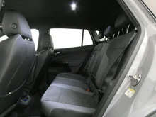 VW ID.4 Pro 210 kW Business in Mondsteingrau Dach schwarz