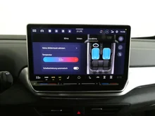 VW ID.4 Pro 210 kW Business in Mondsteingrau Dach schwarz