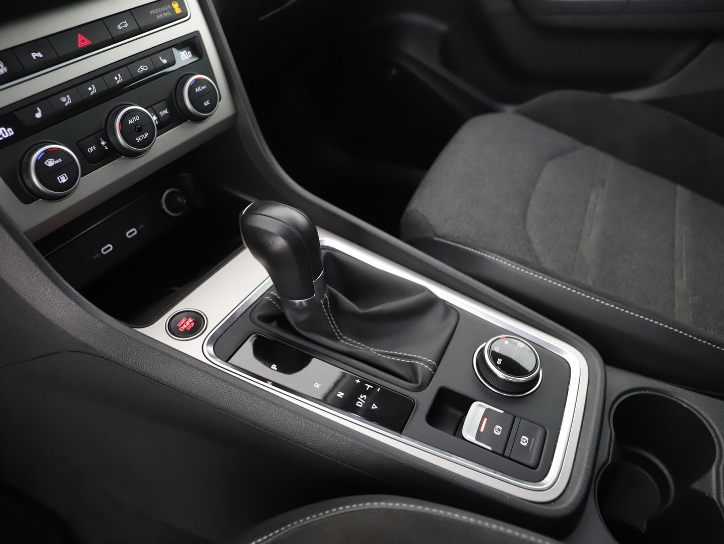 SEAT Ateca Xperience 2.0 TDI DSG 4Drive | Bild 9 von 25