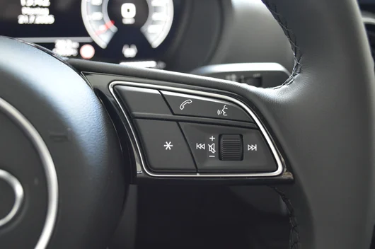 Bild eines Q2 30 TFSI admired