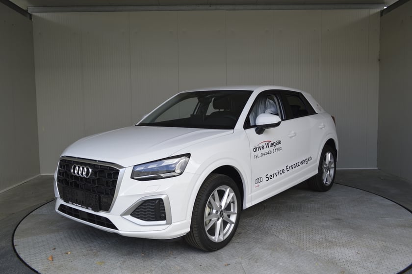 Audi Q2 30 TFSI admired