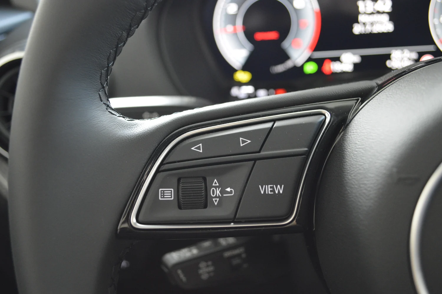 Bild eines Q2 30 TFSI admired