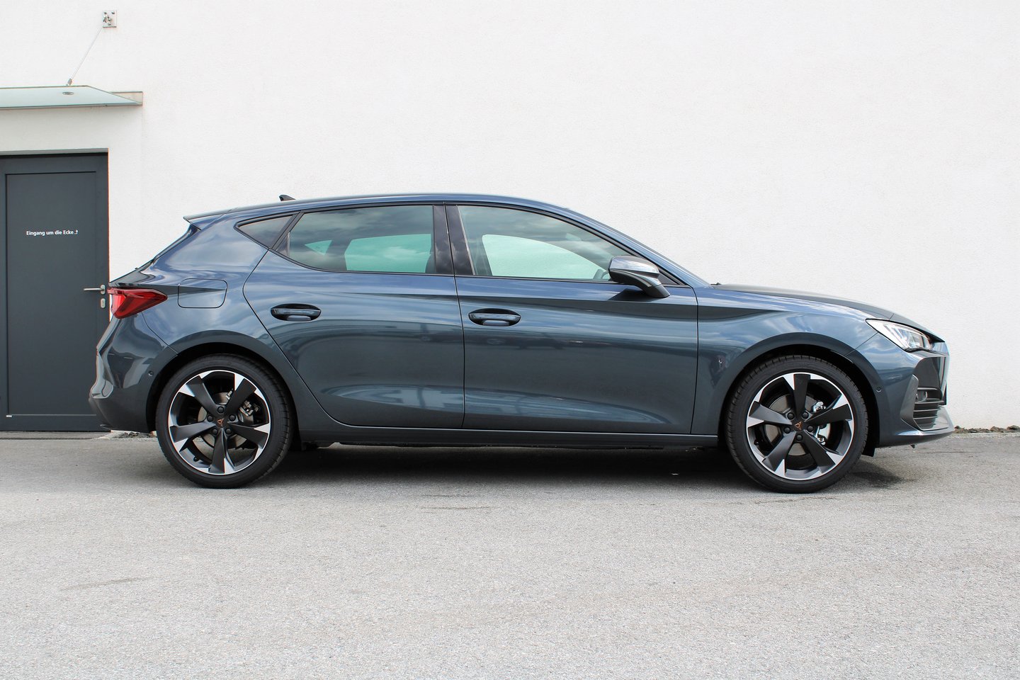 Fahrzeug Vorschaubild