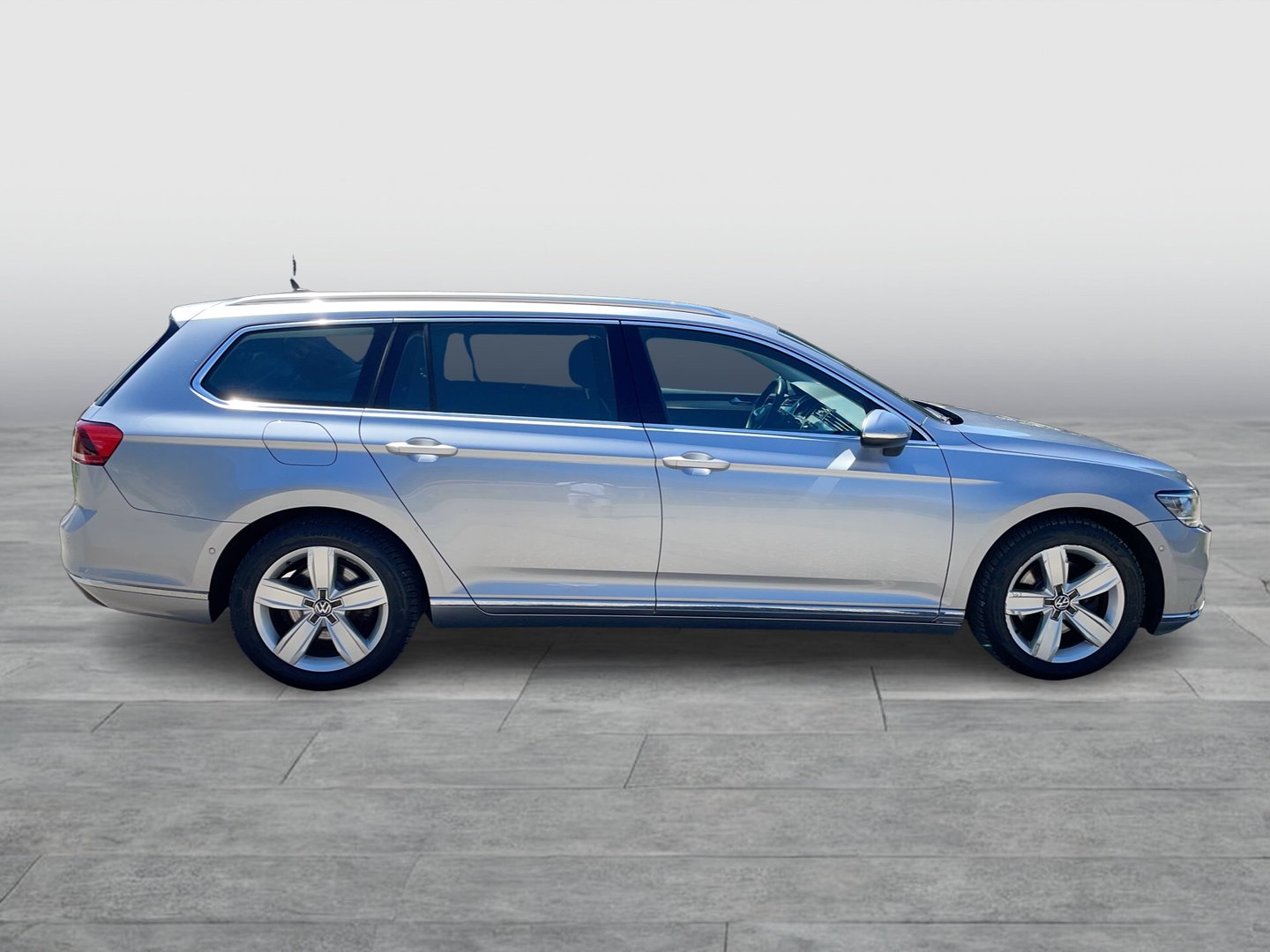 VW Passat Variant Elegance TDI DSG | Bild 5 von 26