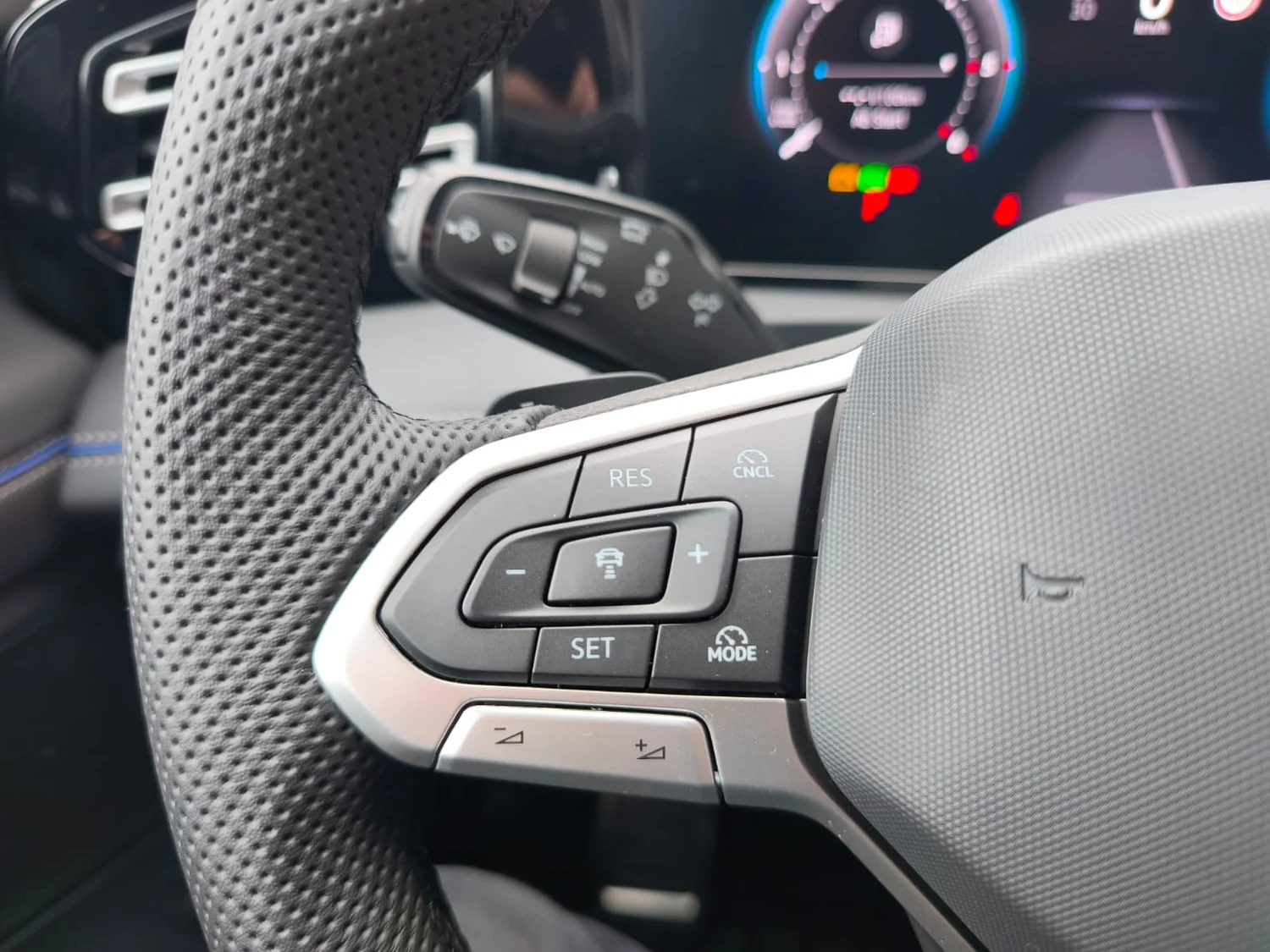 Bild eines Tiguan R-Line TDI 4MOTION DSG