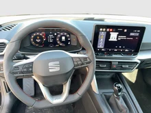 SEAT Leon FR Edition 1.5 TSI 115 PS in Nacht-Schwarz Metallic
