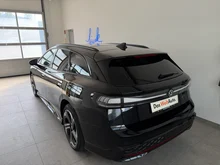 VW ID.7 Tourer GTX 4MOTION 250kW Business in Grenadillschwarz Metallic