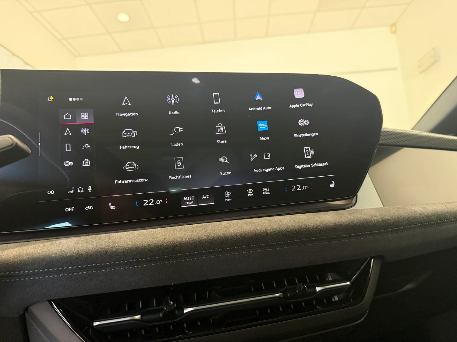 Bild eines Audi A6 Sportback e-tron quattro business