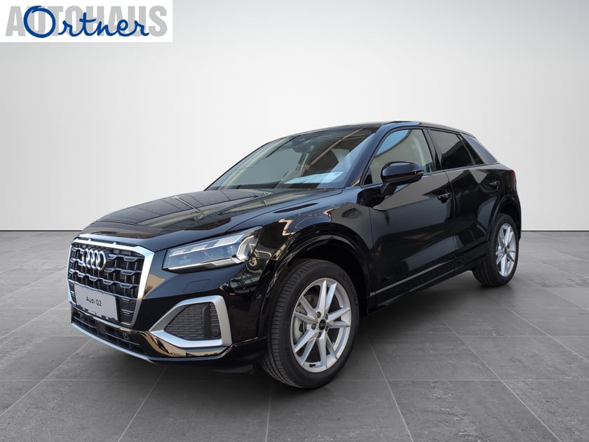 Audi Q2 35 TFSI admired