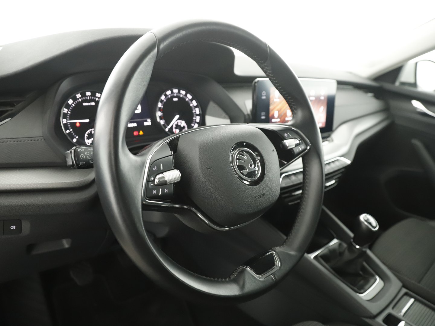 Škoda OCTAVIA Combi Ambition TDI | Bild 10 von 22