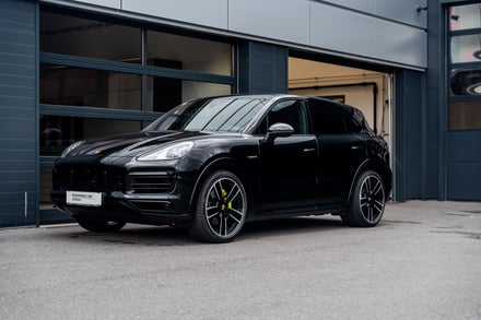 Porsche Cayenne E-Hybrid Platinum Edition
