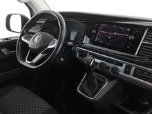VW Multivan Trendline TDI 4MOTION in reflexsilber metallic