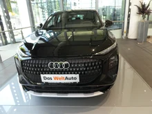 Audi Q3 Sportback TFSI 110 kW  intense in Mythosschwarz Metallic