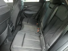 Audi Q3 Sportback TFSI 110 kW  intense in Mythosschwarz Metallic