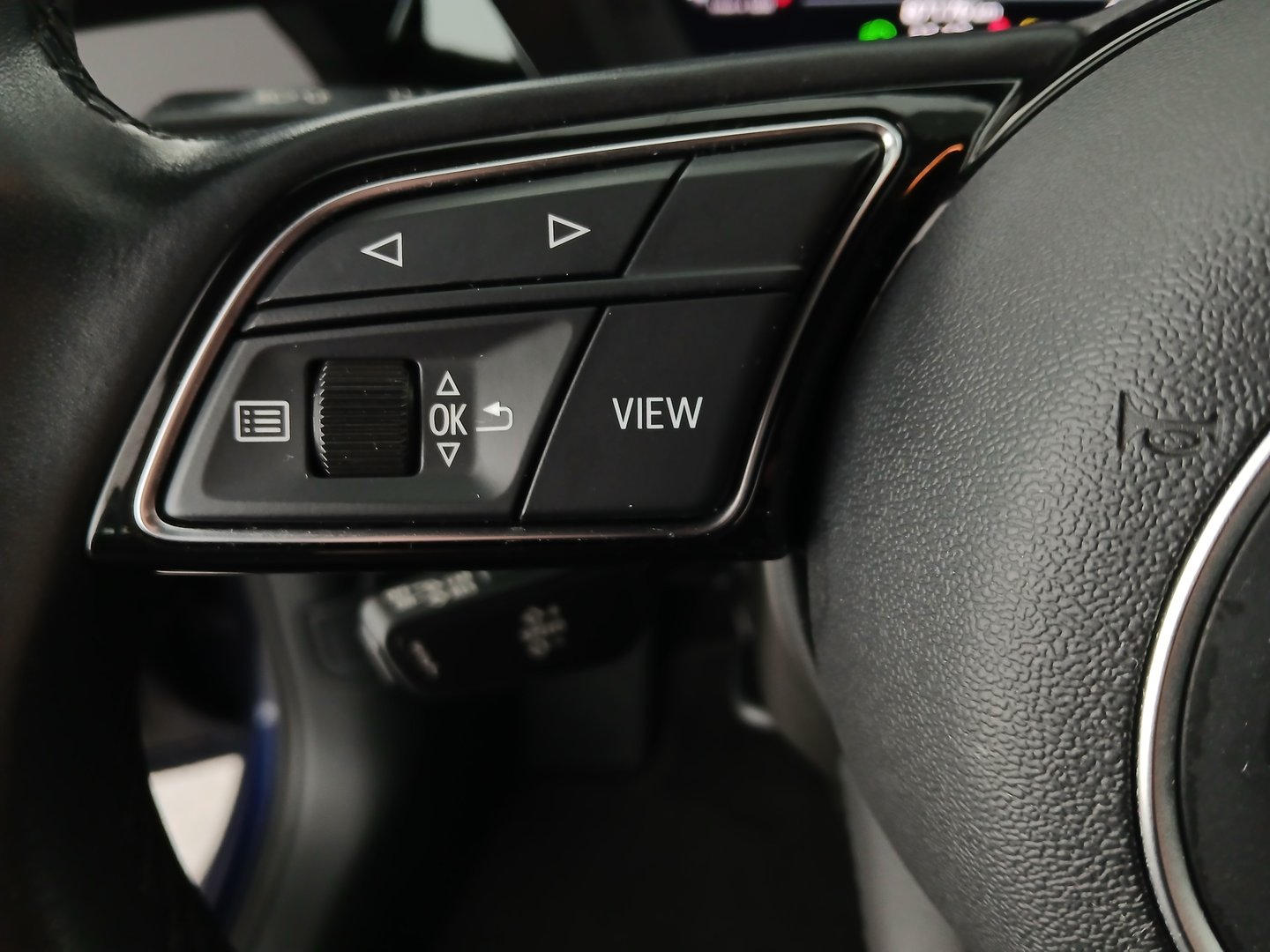 Audi A3 Sportback 35 TDI S line exterieur | Bild 15 von 28