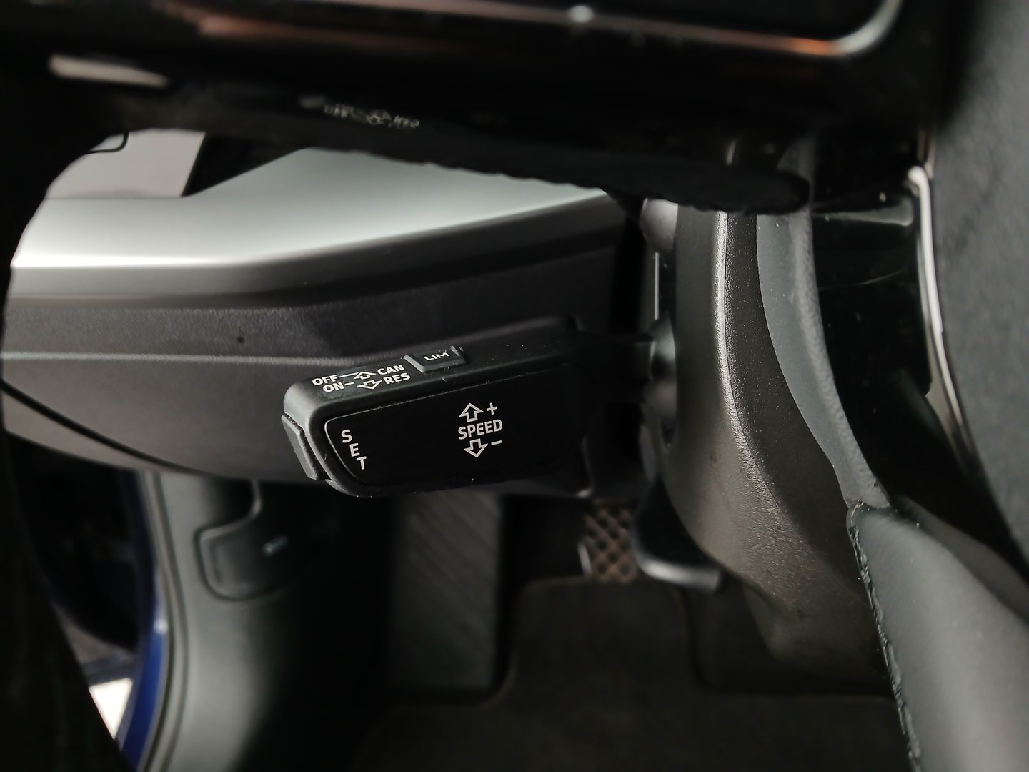 Audi A3 Sportback 35 TDI S line exterieur | Bild 17 von 28