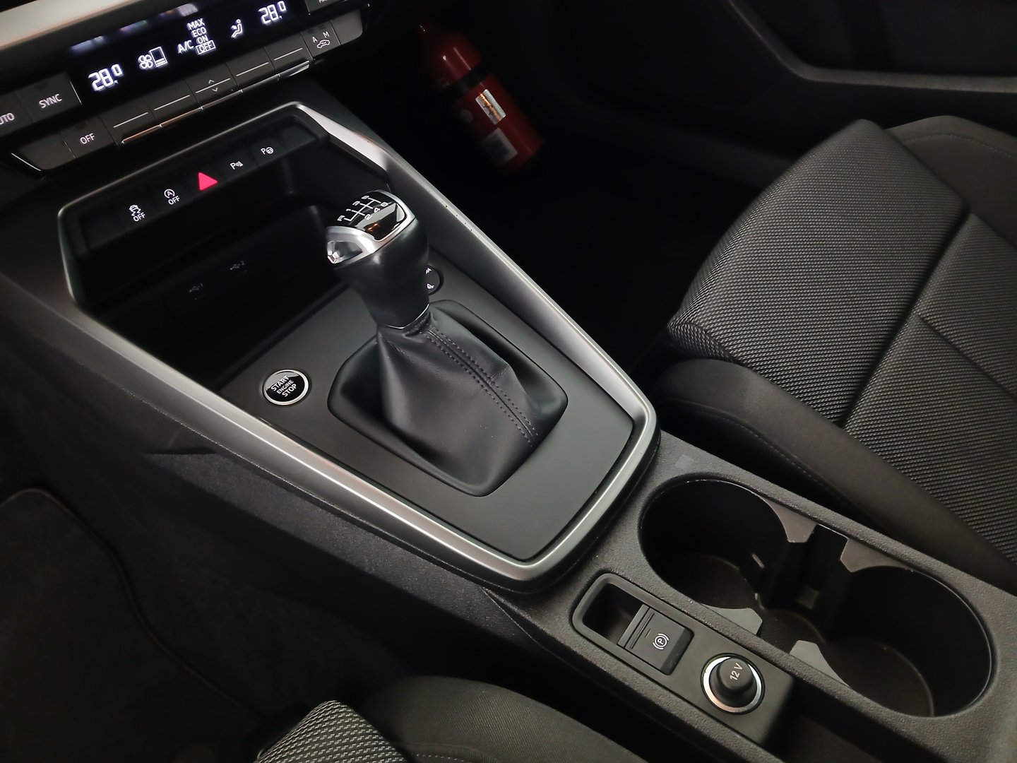 Audi A3 Sportback 35 TDI S line exterieur | Bild 24 von 28