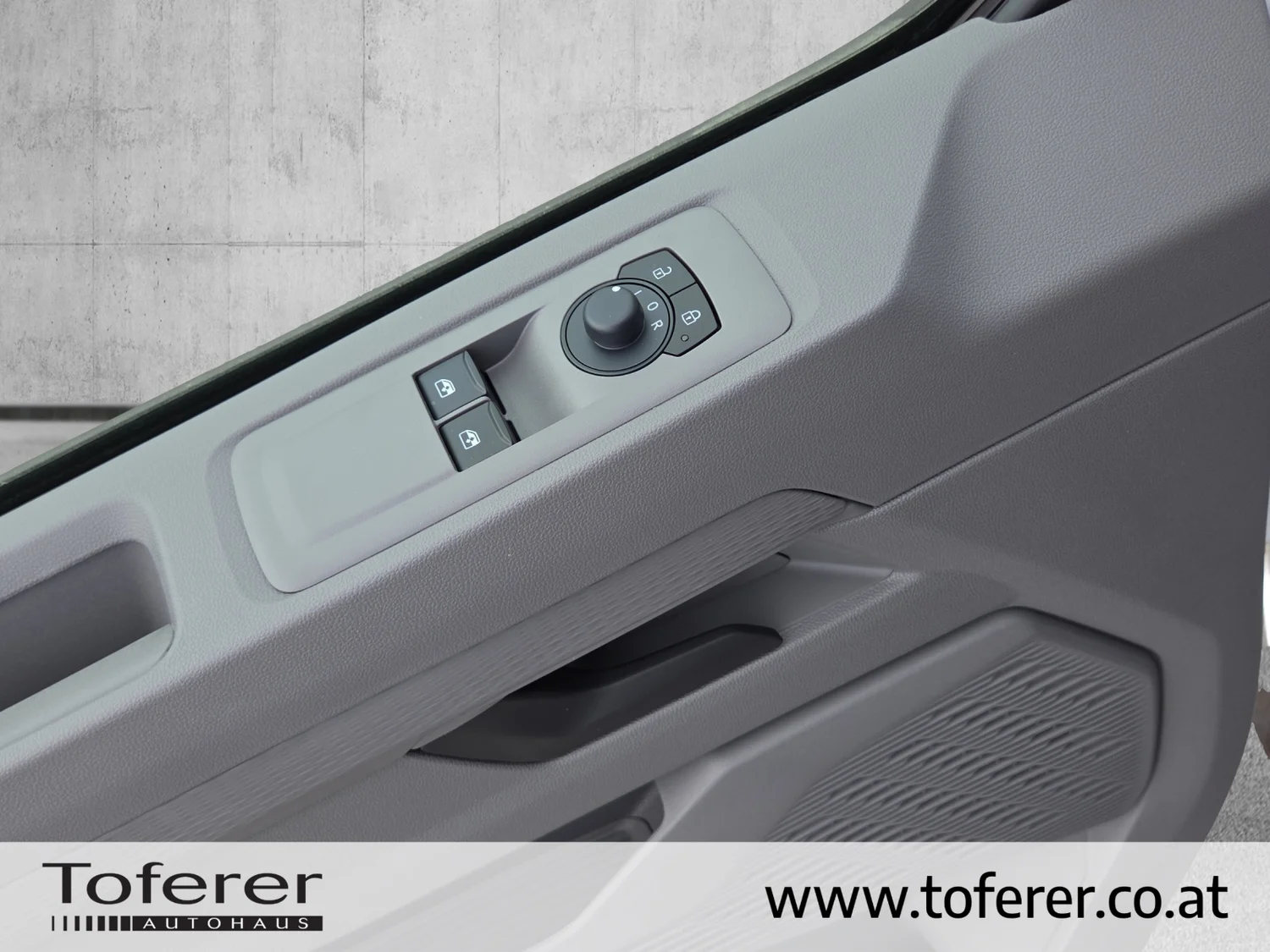Bild eines VW Kombi Caravelle LR TDI