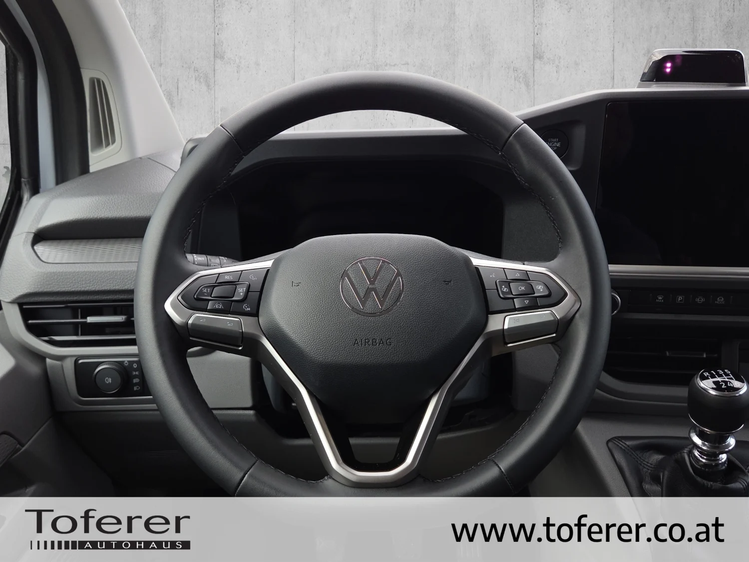 Bild eines VW Kombi Caravelle LR TDI