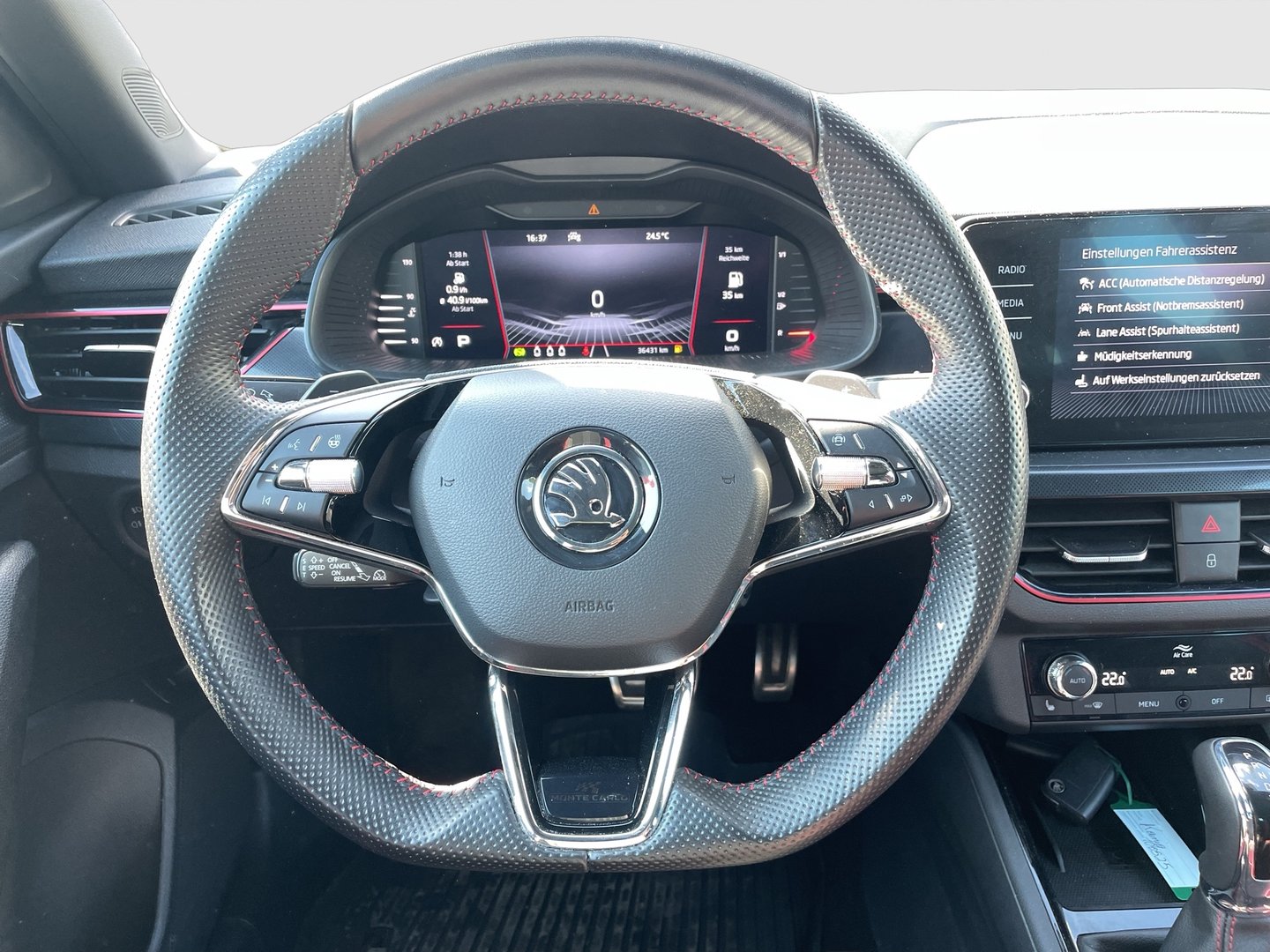 Škoda Kamiq Monte Carlo TSI DSG | Bild 10 von 23
