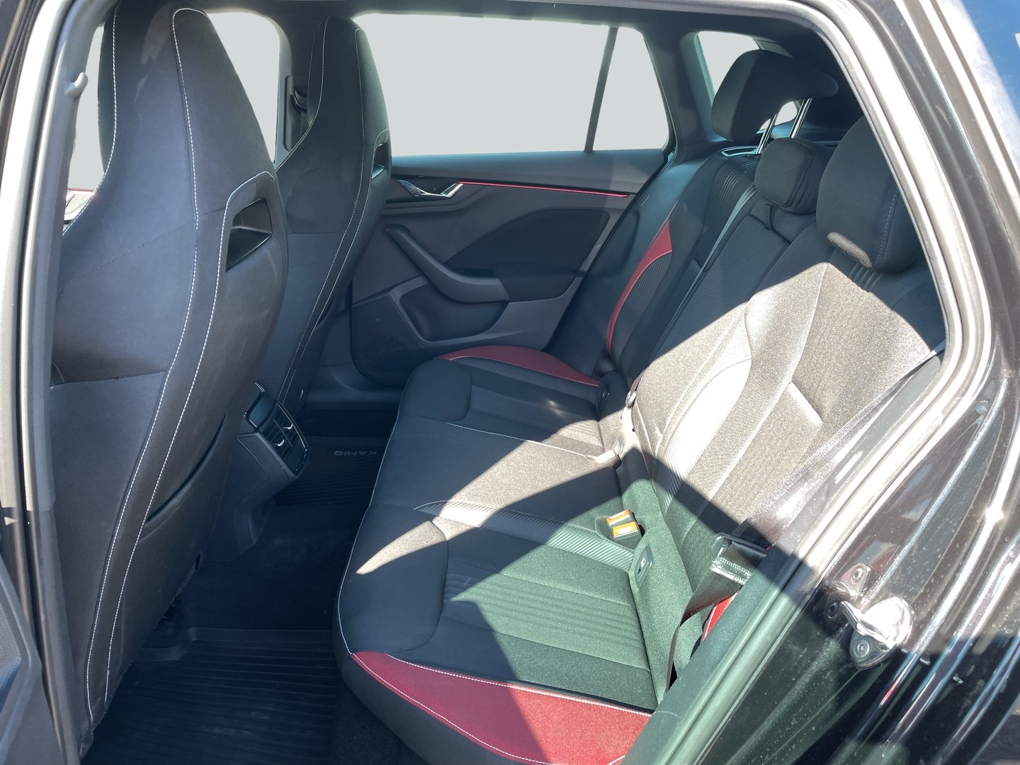 Škoda Kamiq Monte Carlo TSI DSG | Bild 18 von 23