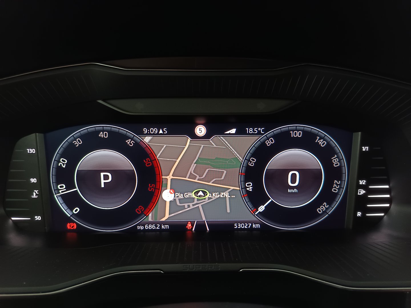 Škoda SUPERB Combi Style TDI DSG | Bild 15 von 37