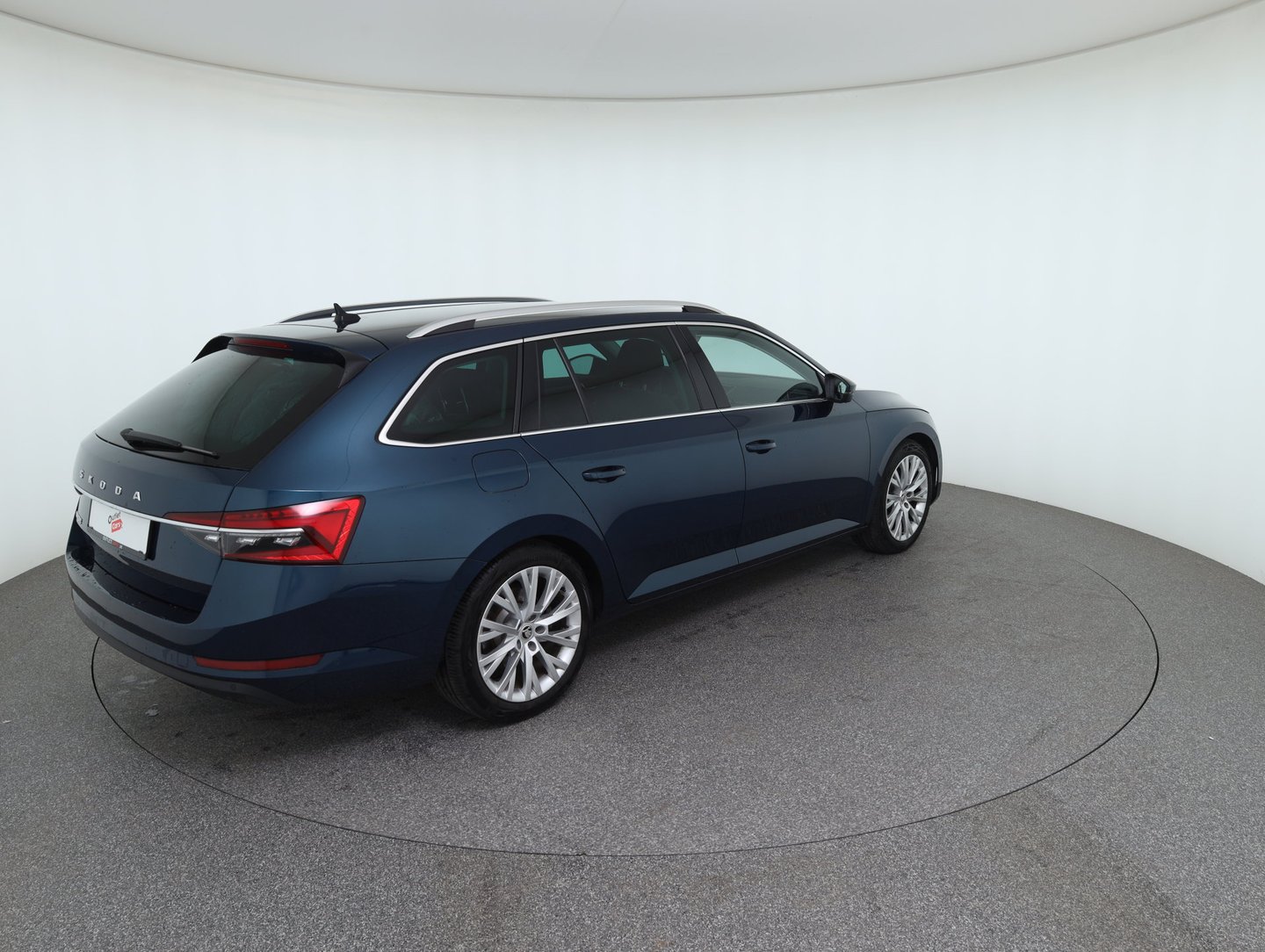 Škoda SUPERB Combi Style TDI DSG | Bild 5 von 37