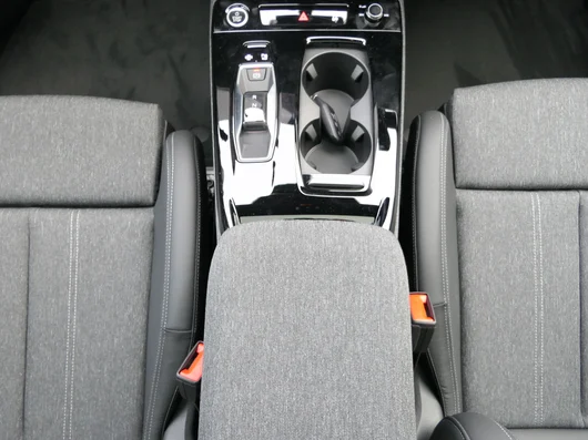 Bild eines Audi Q6 e-tron quattro