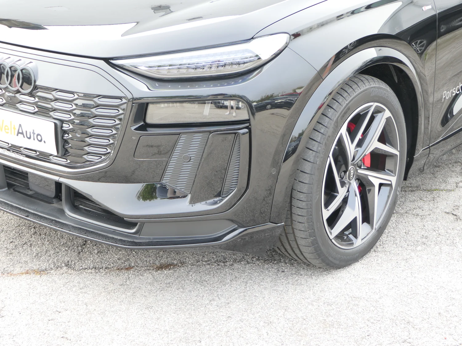 Bild eines Audi Q6 e-tron quattro