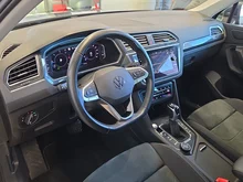 VW Tiguan Elegance TDI SCR 4MOTION DSG in Delfingrau Metallic