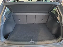 VW Tiguan Elegance TDI SCR 4MOTION DSG in Delfingrau Metallic