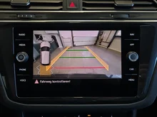 VW Tiguan Elegance TDI SCR 4MOTION DSG in Delfingrau Metallic