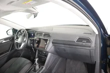 VW Tiguan Elegance TDI DSG in dunkelblau - metallic