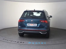 VW Tiguan Elegance TDI DSG in dunkelblau - metallic