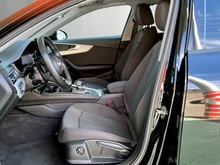 Audi A4 Avant 40 TDI S line in MYTHOSSCHWARZ METALLIC