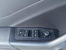 VW T-Roc Style TDI DSG in Pure White Dach Deep Black Perleffekt