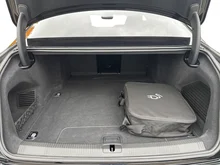 Audi A8 60 TFSI e quattro in mythosschwarz metallic