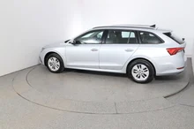 Thumbnail-Foto von Fahrzeug