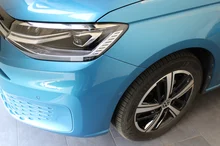VW Caddy Style Maxi TDI 4MOTION in Costa Azul Metallic