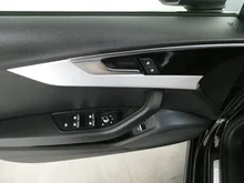 Audi A4 Avant 35 TDI S line in 0E Mythosschwarz Metallic