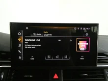 Audi A4 Avant 35 TDI S line in 0E Mythosschwarz Metallic
