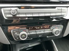 BMW X1 xDrive 25e in mittelgrau - metallic